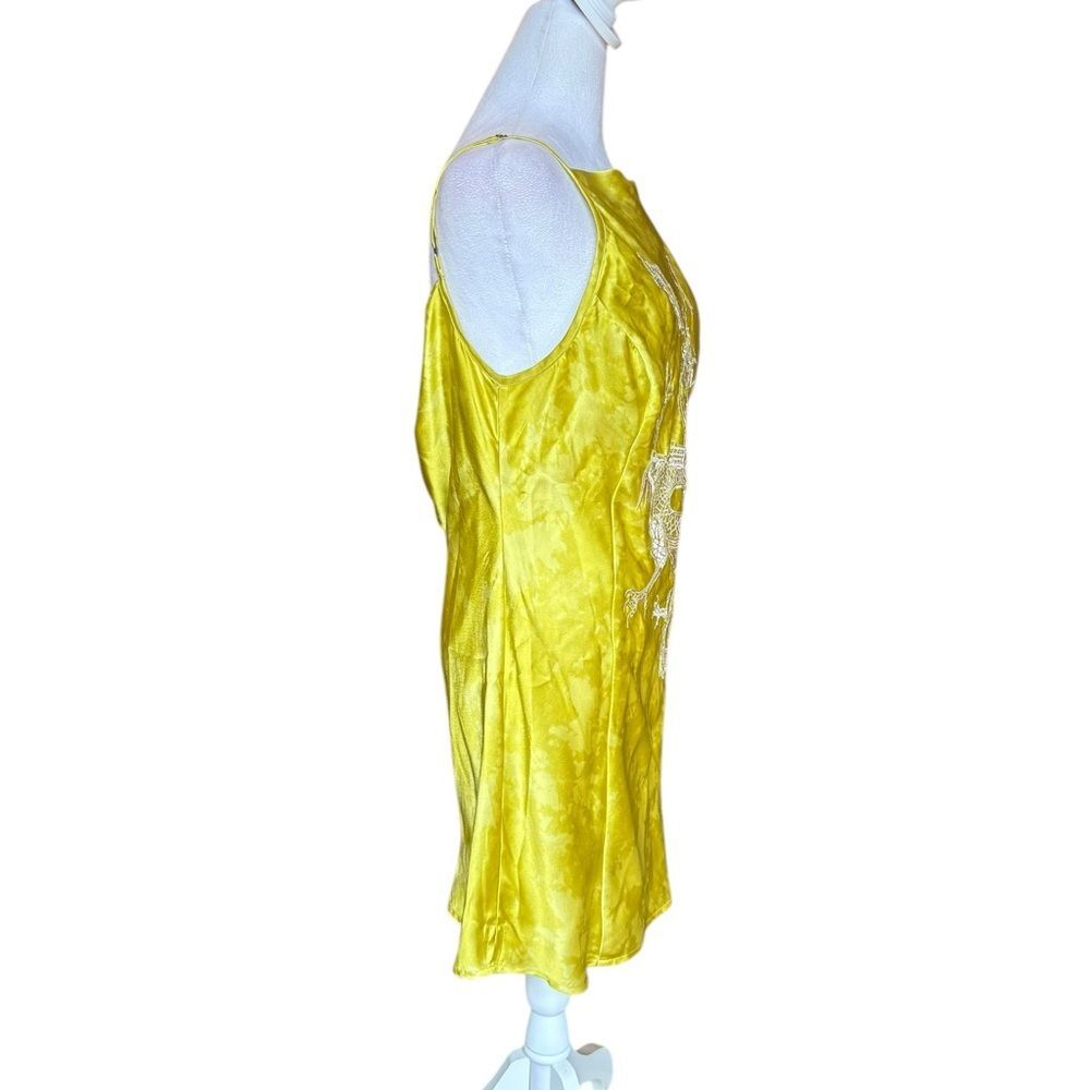 Urban Outfitters Bird Song Satin Mini Dress Dragon Embroidered Sequins 90s Large - Picture 3 of 15